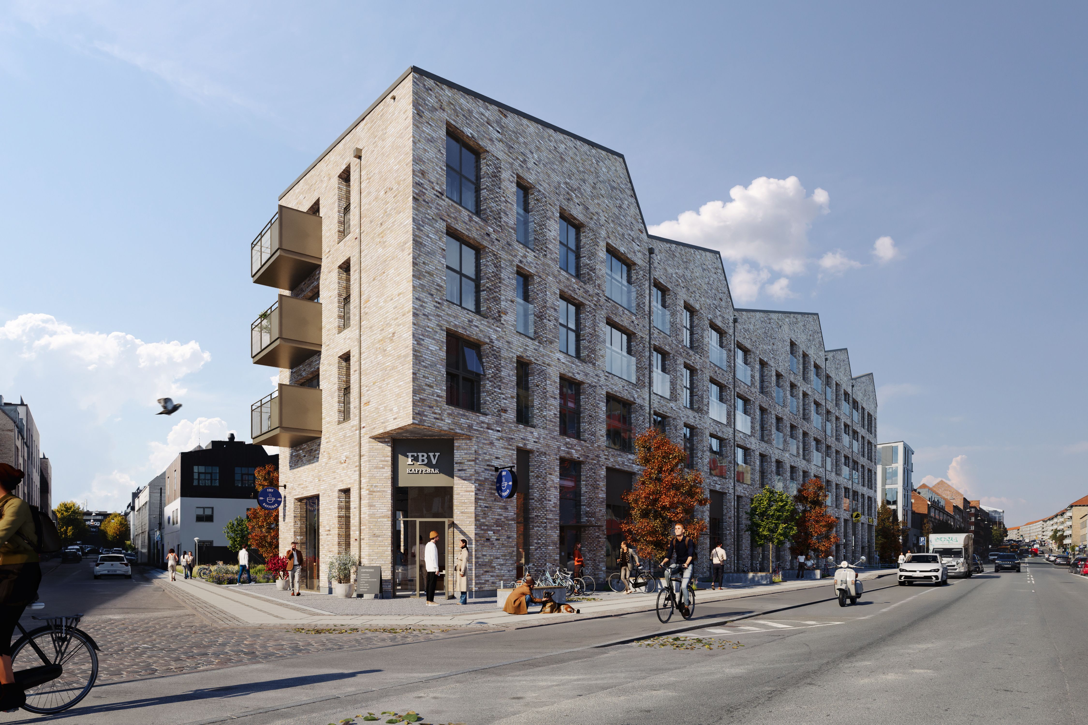 Moderne bygning med cafe på gade og cyklister og gående på siden af gaden