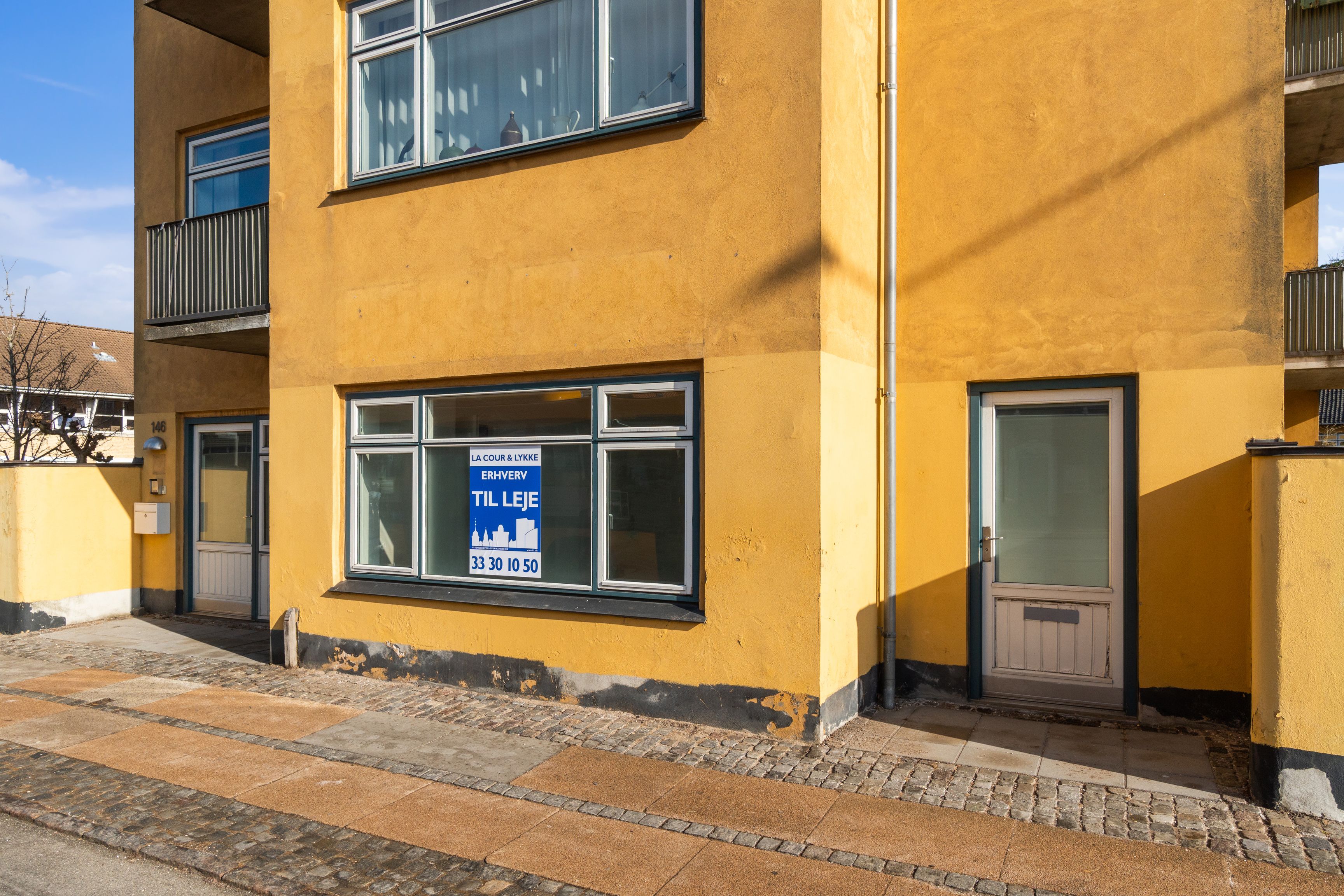 Kontor til leje på Bernstorffsvej 146, st., 2900 Hellerup, erhvervslejemål på 47 m², eksponeret vej, tæt på Bernstorffsvej Station og Bernstorff Slotshave.