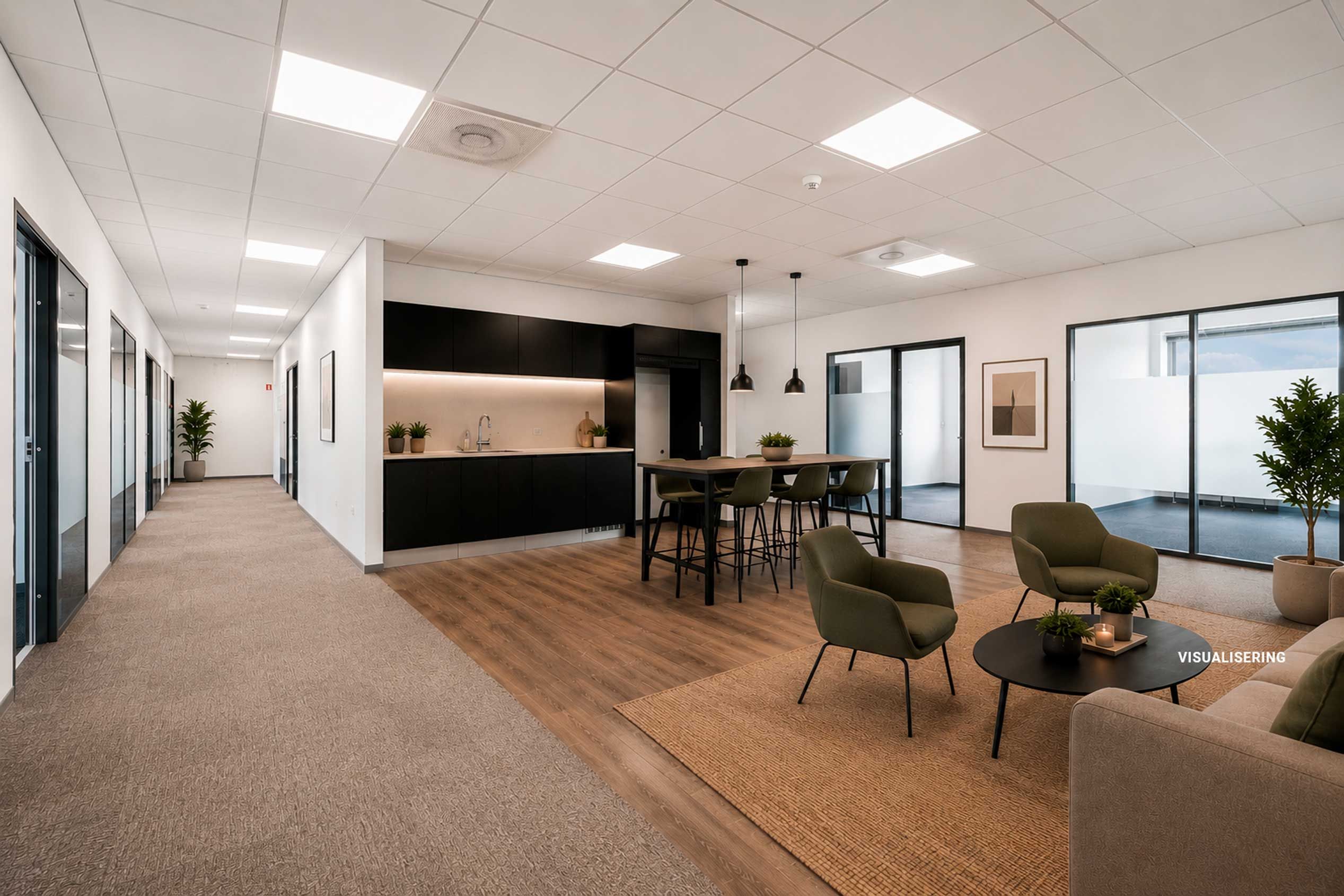 Kontor med åbent og smagfuldt indret, møbler og udstyr, lyse loftslampe og glasdøre i en moderne stil med plantager og kunstværker på væggen