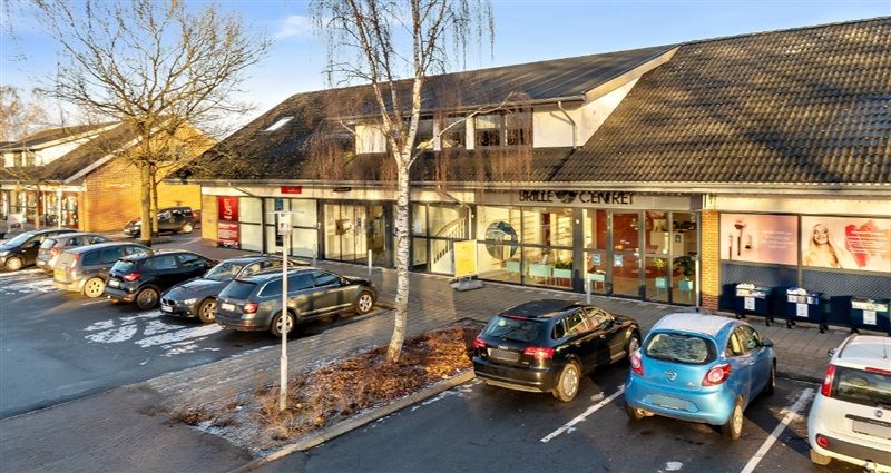 Erhvervslokaler til leje i Rådhuscentret 41 i Vojens, med parkeringsplads, solrige vinduer og eksklusivt design