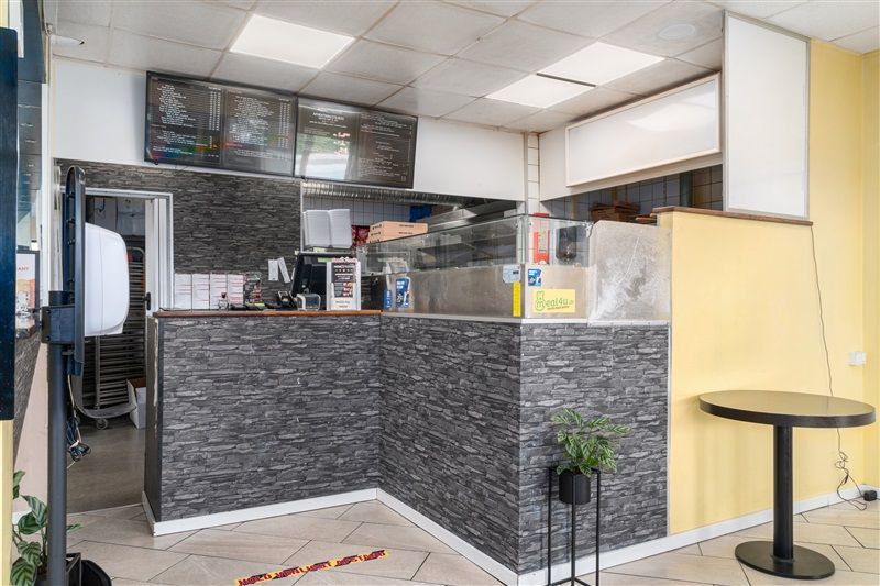 Udlejningsejendom med restaurant og bageri i Køge med udviklingspotentiale til kafé og catering.