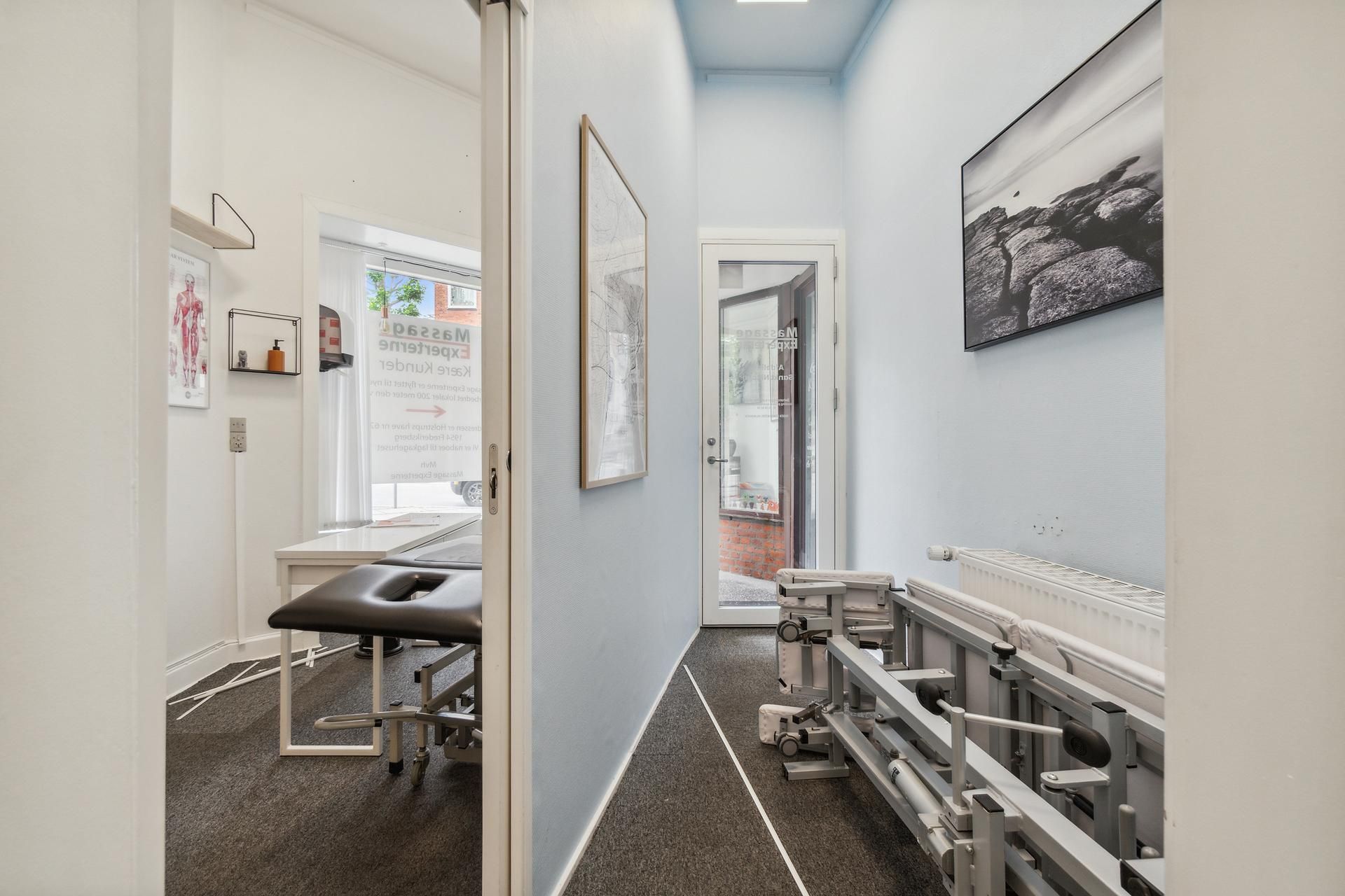 Kortsigtede erhvervslejemål med mulighed for indretning på Frederiksberg. Lejlighed med et rum og et badeværelse, som ligger