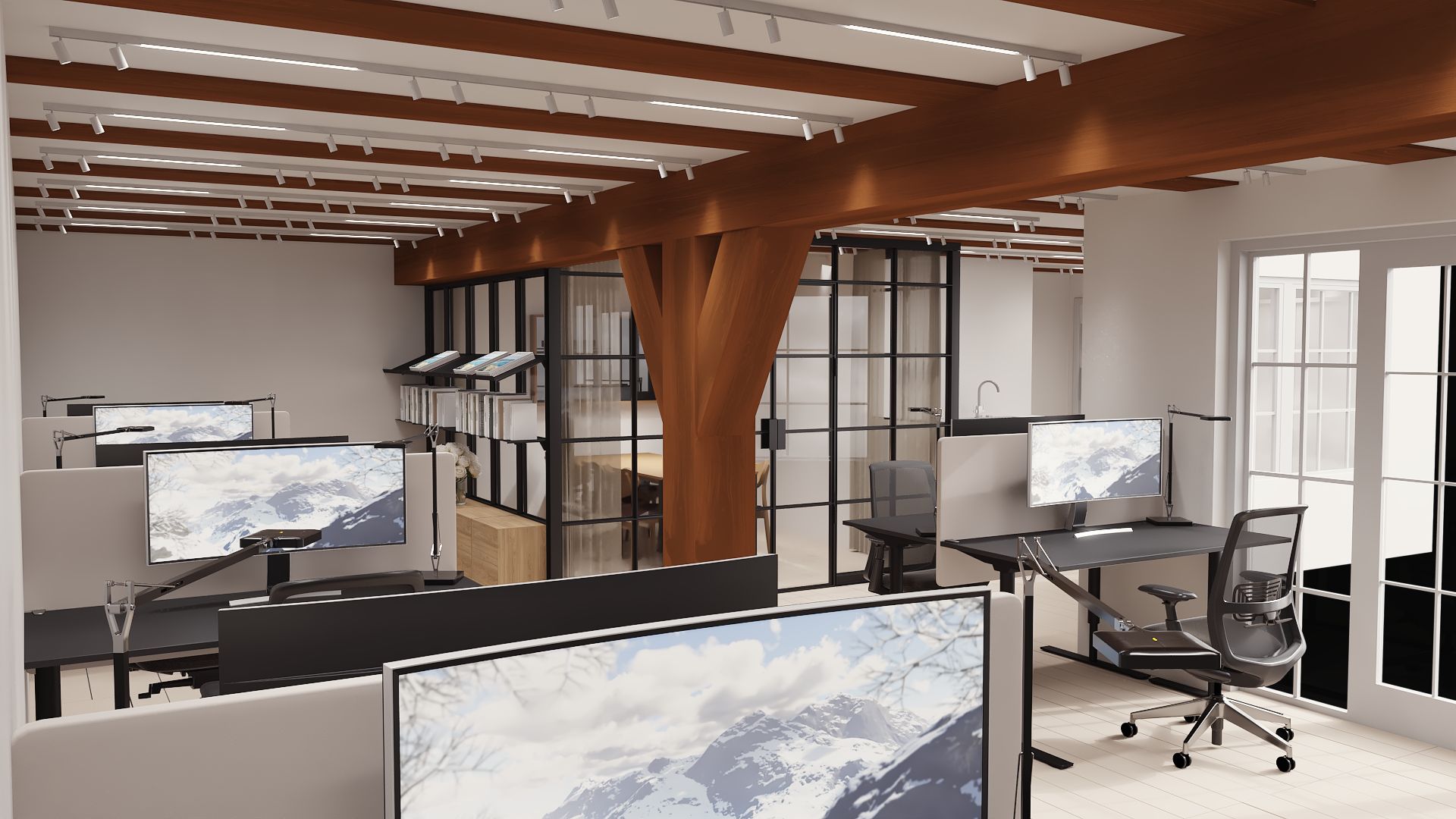 Moderne kontor med lyse, lysegrå vægge og træloft. Sorte skriveborde med computere og lysegrå kontorstole. Højt hængende